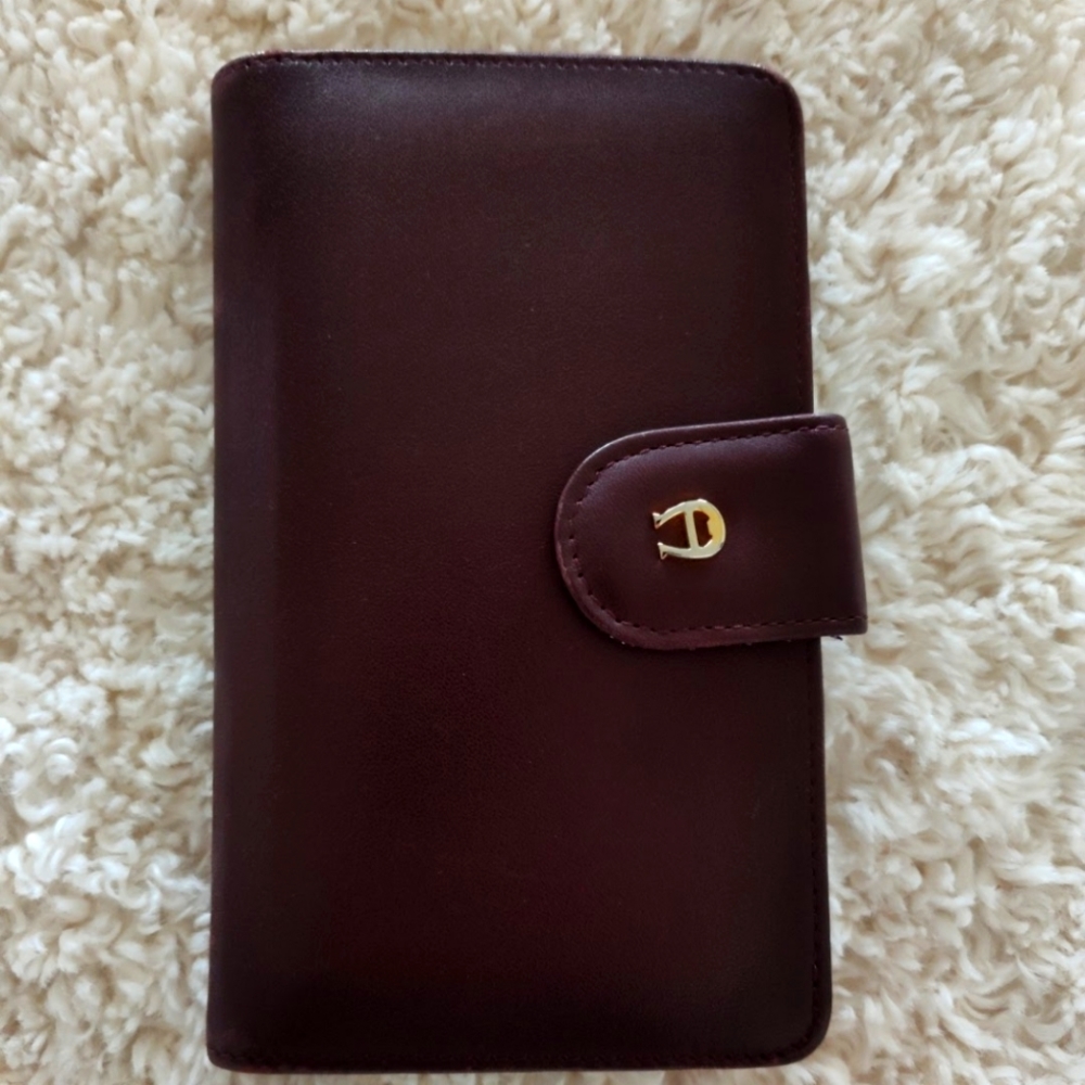 Vintage Aigner Checkbook